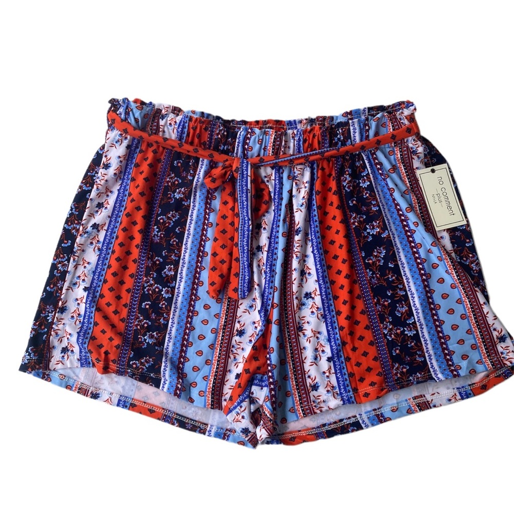 No Comment NWT Junior 2X Multi Paisley Soft Shorts Tie Belt Included  High Waist